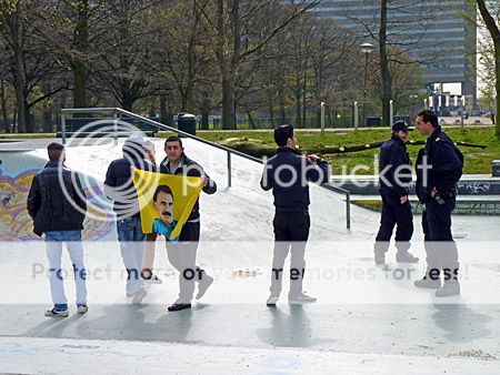 ME stuurt demonstranten weg