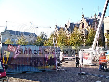 Zeecontainers geplaatst