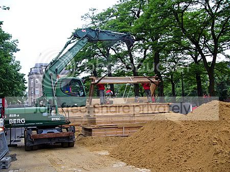 basis sculptuur wordt gelegd