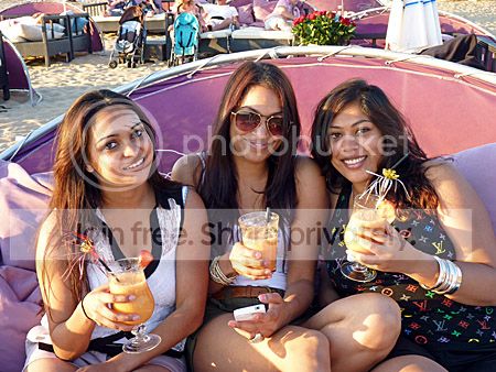 Genieten van de laatste uren zon in Scheveningen