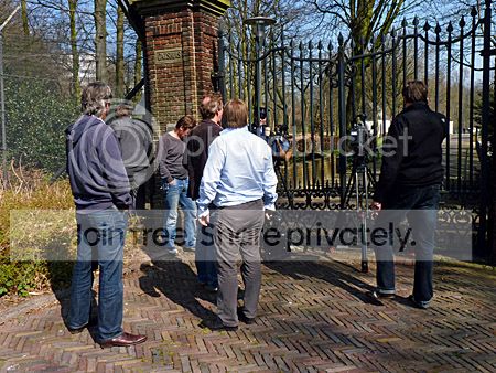 Pers staat te wachten bij Catshuis