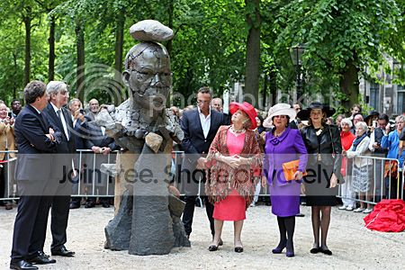 Koningin Beatrix opent Den Haag Sculptuur