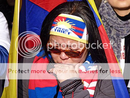 Tibetanen in hongerstaking tijdens China overleg Tweede Kamer