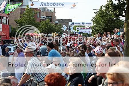 Enorme drukte tijdens Wateringse Wielerronde