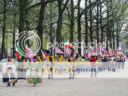 Demonstratie Iraniers in Den Haag tegen aanval Kamp Ashraf