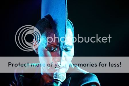 Grace Jones tijdens aftrap THJ