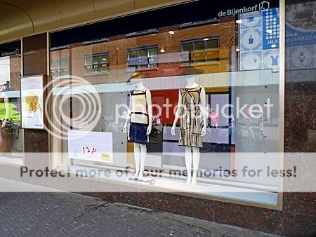 Mondriaan ontwerpen in etalage