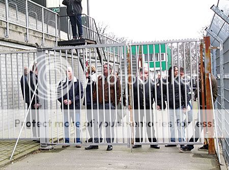 Raymond Atteveld blijft hoofdtrainer van ADO Den Haag Haagsallerlei