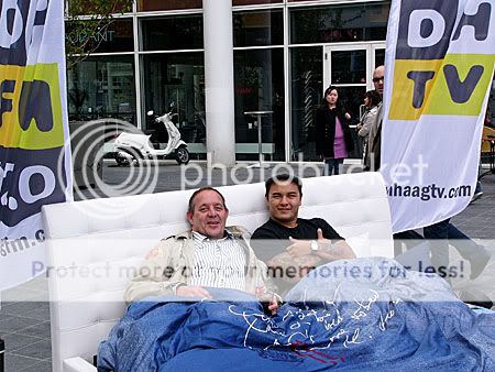 Archieffoto tijdens actie in bed voor behoud Stadsomroep Den Haag voor IJspaleis