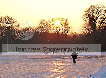 schaatsen op het het grasveld